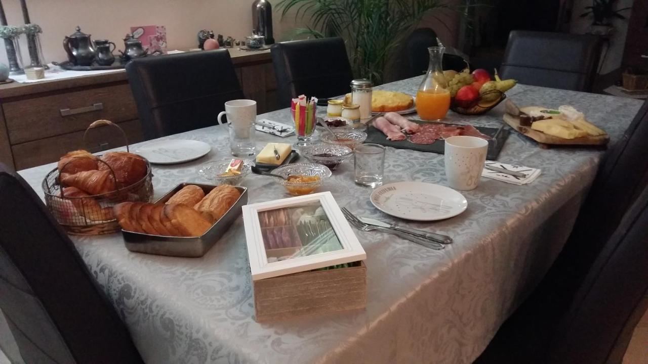 La Maison Bretonne, Chez Pascal & Brigitte Bed & Breakfast Pleslin-Trigavou Екстериор снимка